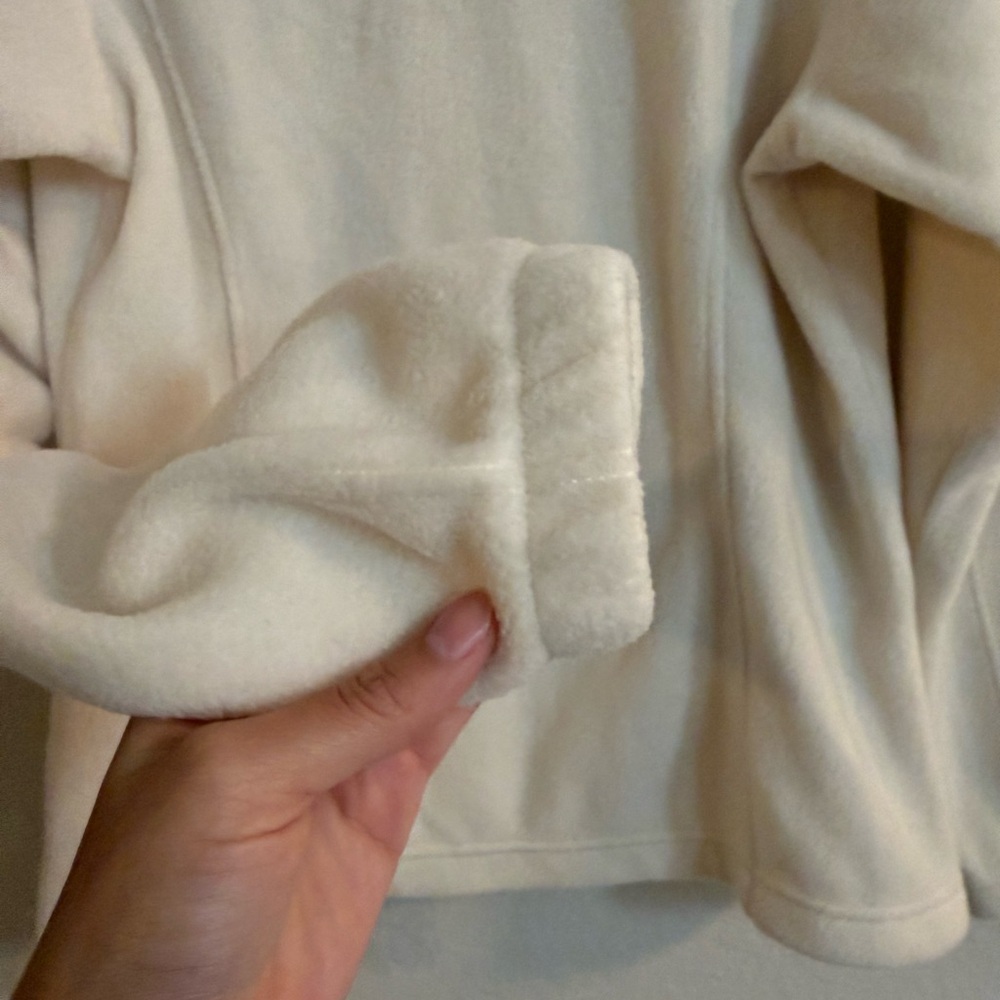 Columbia Women's Benton Springs Full Zip Off-White Fleece Jacket - Picture 9 of 10